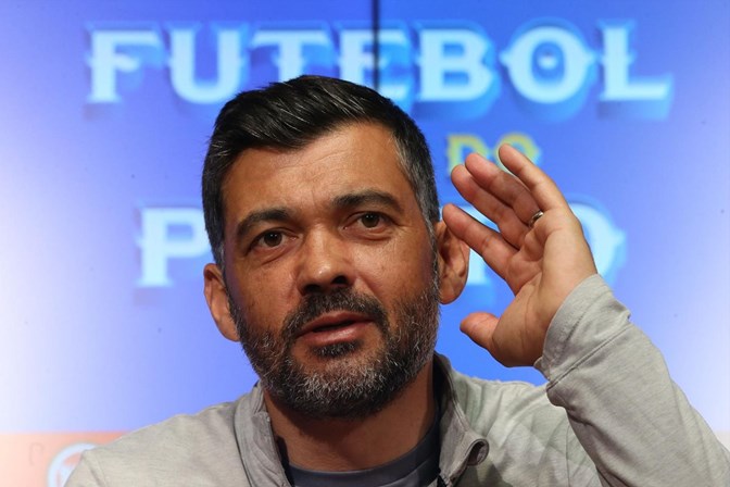 Sérgio Conceição em lágrimas: